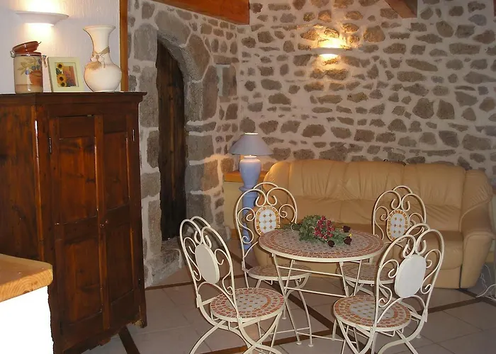 D'hotes Myrtille Bed & Breakfast Usson-en-Forez